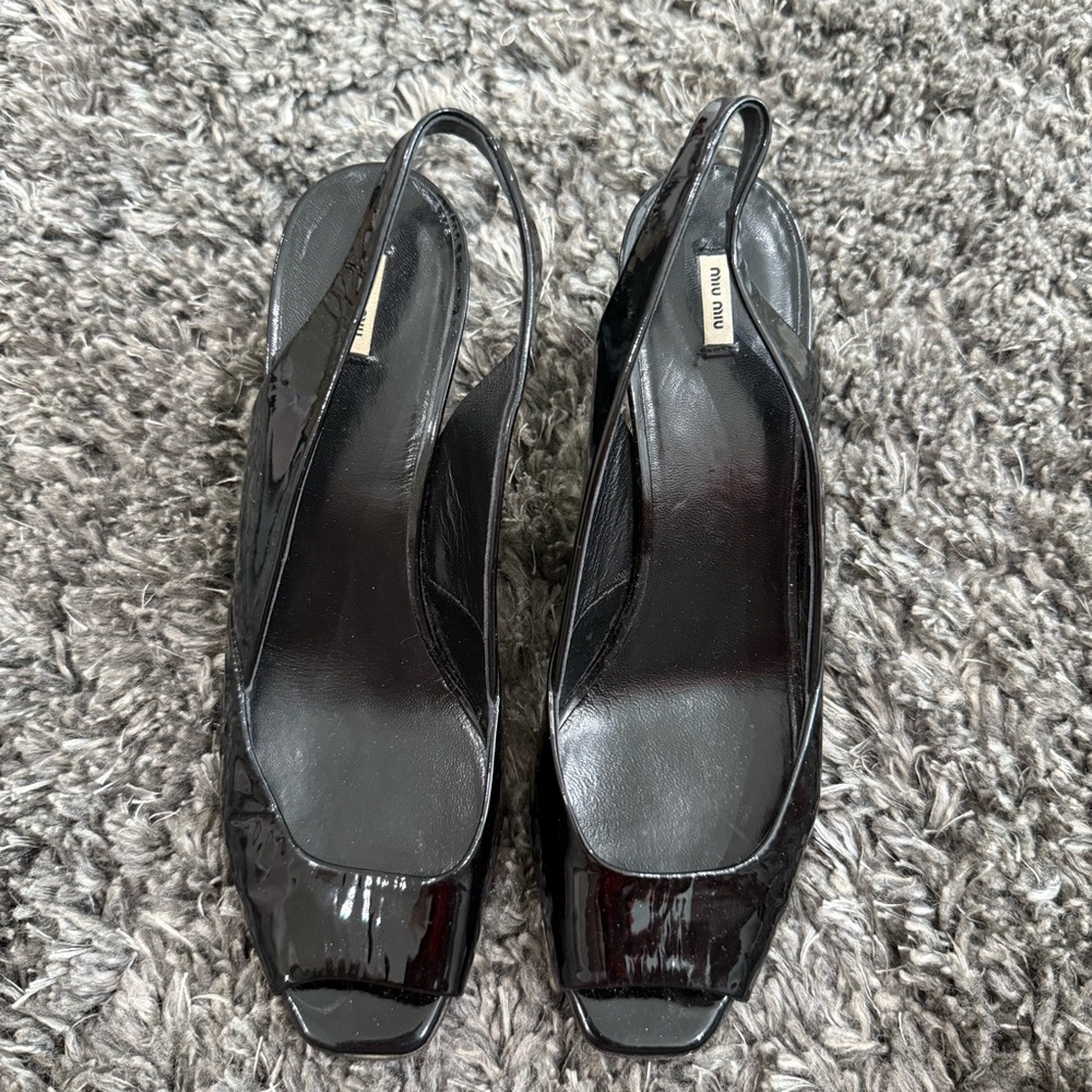 Miu Miu Black Patent Leather Slingback Heels in Black, Size 40